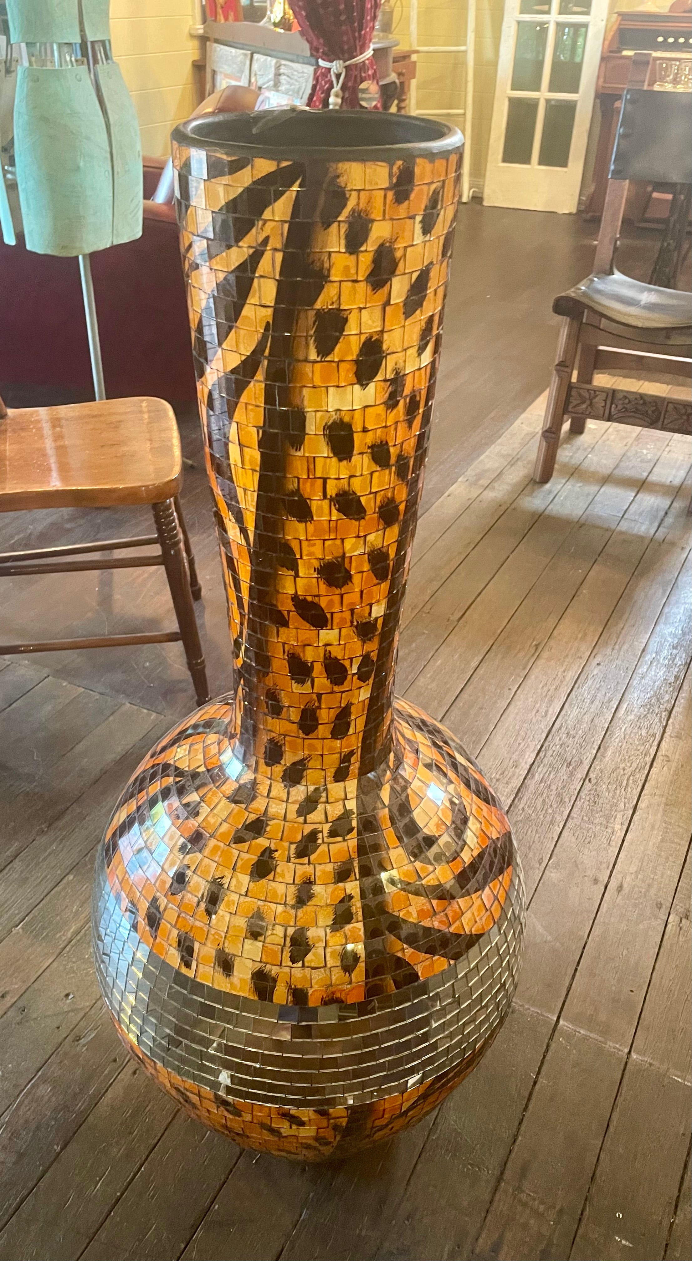 VINTAGE SPANISH NAVARRO ARGUDO CHAIRS | ANTICO EMPORIO